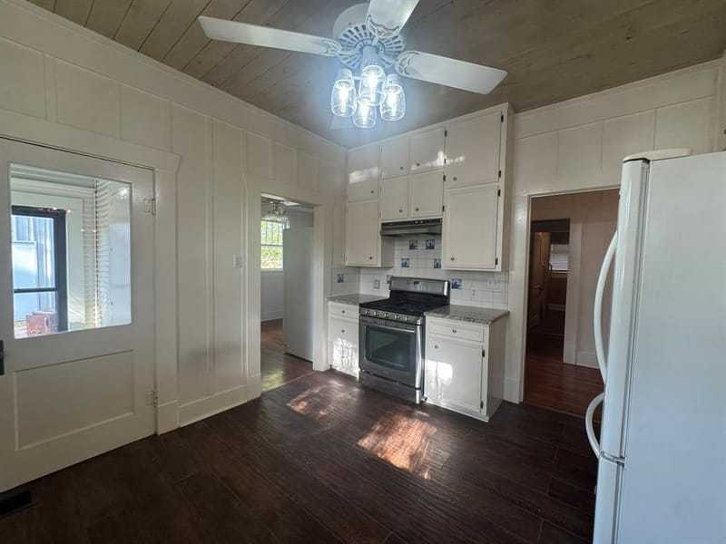 410 E Main Street, Wortham TX 76693 - Photo 15
