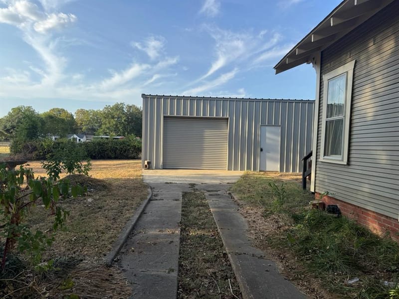 410 E Main Street, Wortham TX 76693 - Photo 29