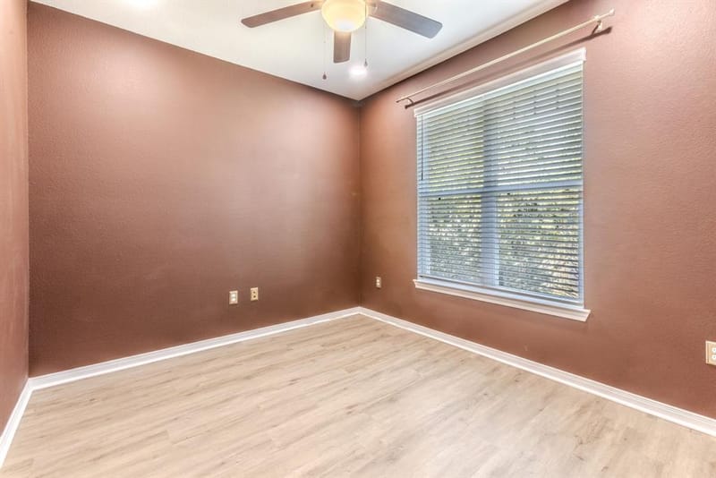 1300 Sleepy Hollow Road, Woodway TX 76712 - Photo 27