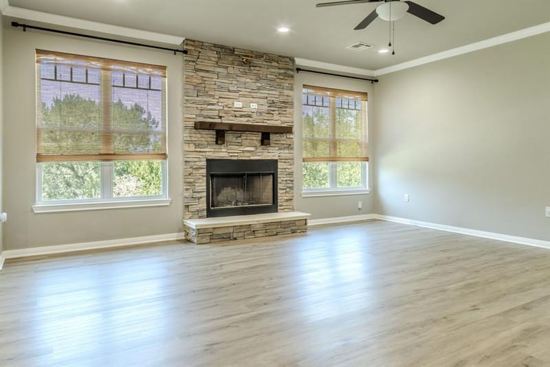 1300 Sleepy Hollow Road, Woodway TX 76712 - Photo 5