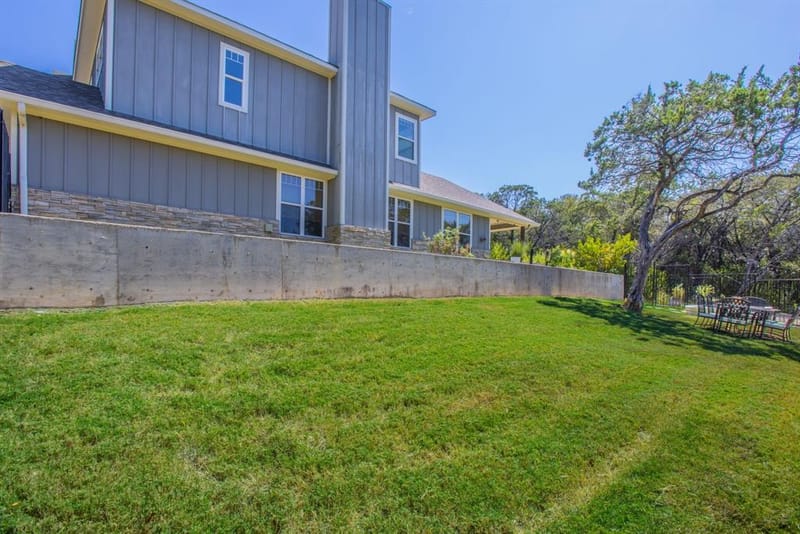 1300 Sleepy Hollow Road, Woodway TX 76712 - Photo 34