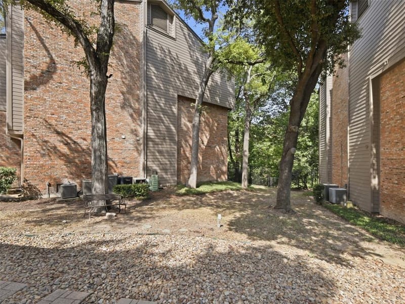 9801 Royal Lane # 702, Dallas TX 75231 - Photo 17