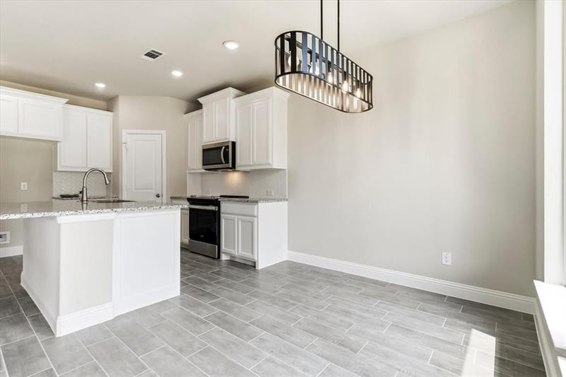 2110 Briarwood Drive, Bridgeport TX 76426 - Photo 17