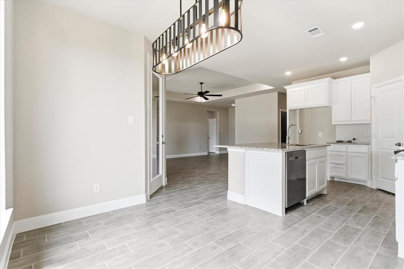 2110 Briarwood Drive, Bridgeport TX 76426 - Photo 16