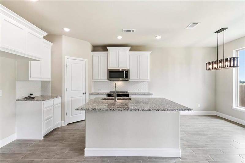 2110 Briarwood Drive, Bridgeport TX 76426 - Photo 11