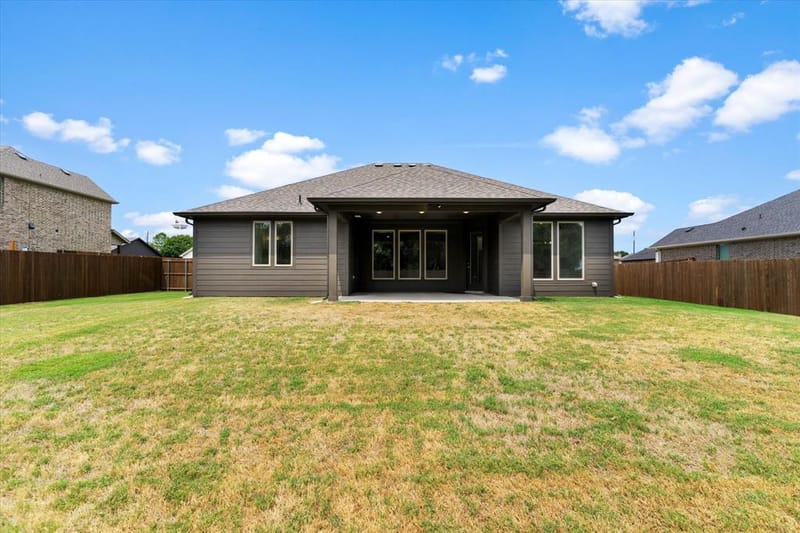 2110 Briarwood Drive, Bridgeport TX 76426 - Photo 35