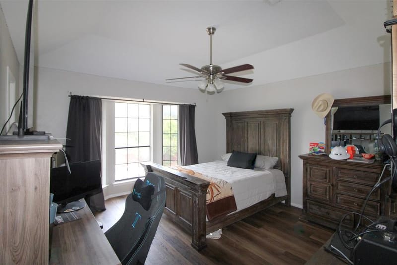 6111 Farmingdale Drive, Arlington TX 76001 - Photo 18