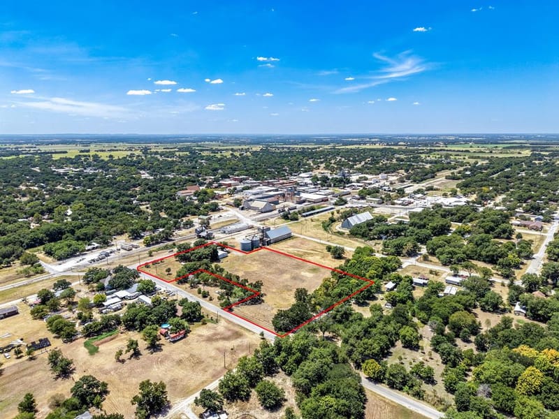 509 E Almante Avenue, De Leon TX 76444 - Photo 2