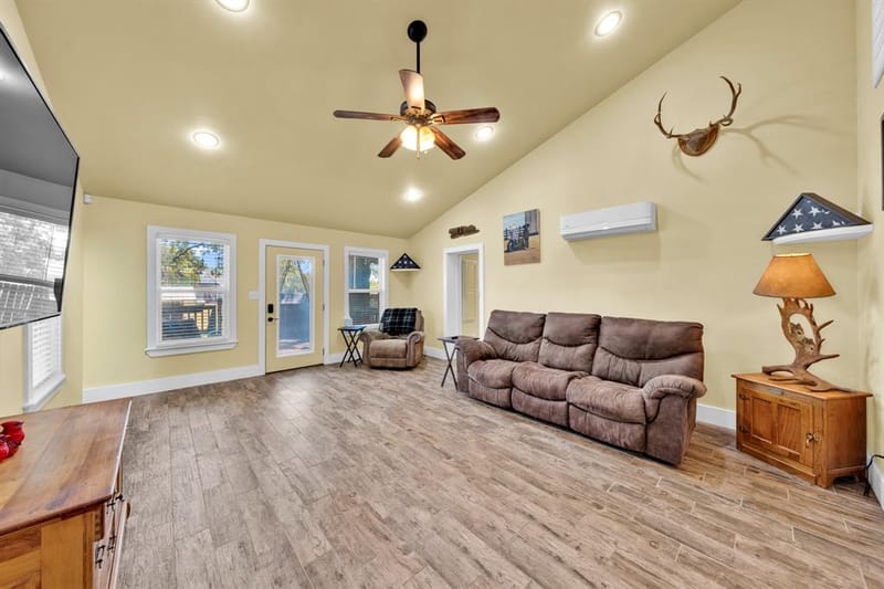509 E Almante Avenue, De Leon TX 76444 - Photo 26