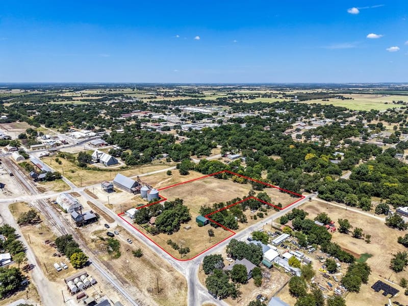 509 E Almante Avenue, De Leon TX 76444 - Photo 3