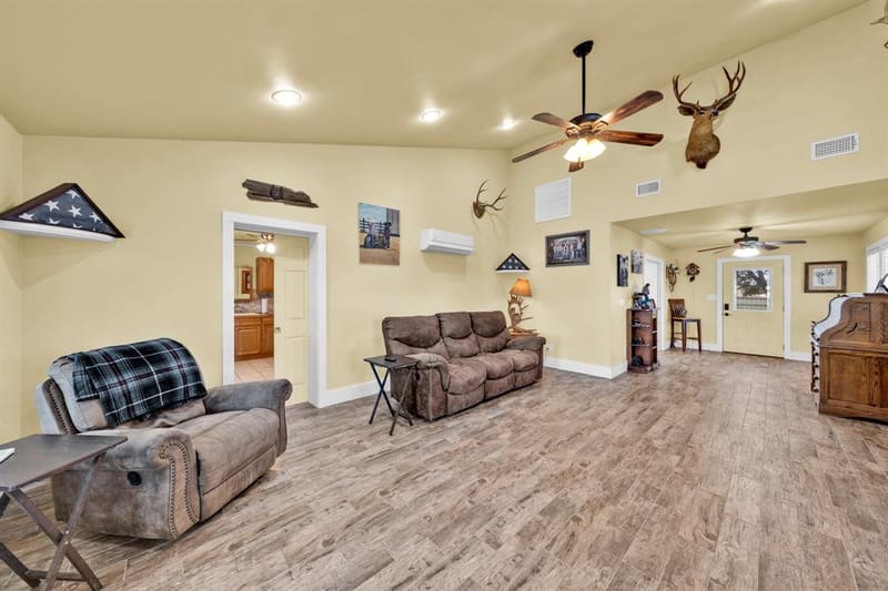 509 E Almante Avenue, De Leon TX 76444 - Photo 32