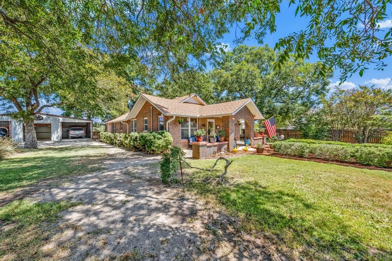 509 E Almante Avenue, De Leon TX 76444 - Photo 19