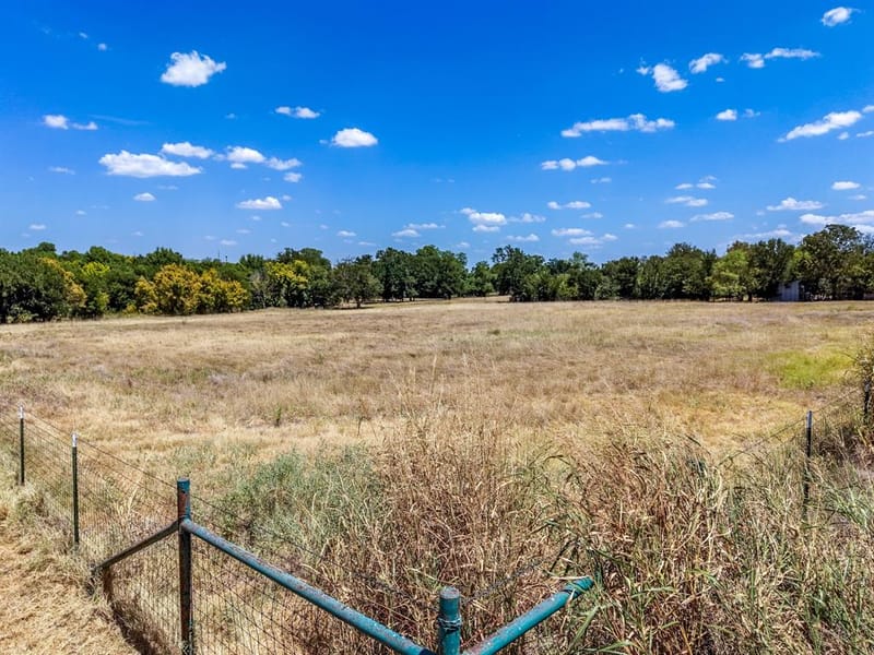 509 E Almante Avenue, De Leon TX 76444 - Photo 4