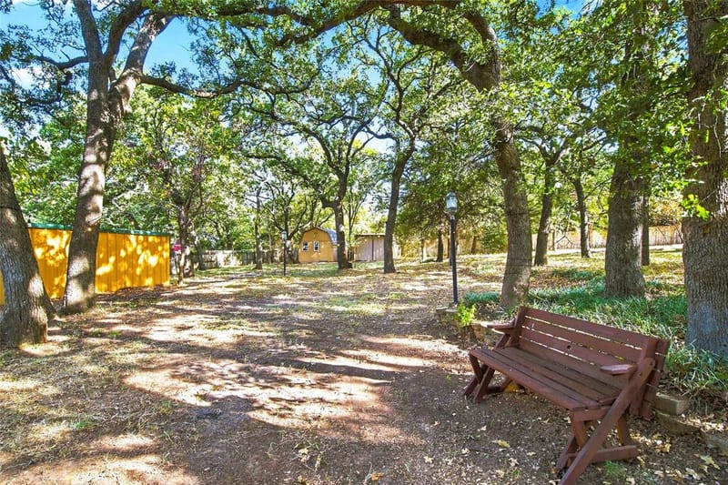 244 Moore Road, Burleson TX 76028 - Photo 4