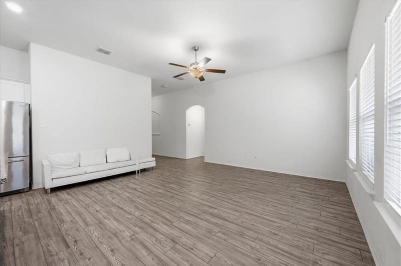 14437 Leadrope Circle, Fort Worth TX 76052 - Photo 13
