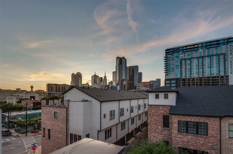 2110 Helsminster Drive, Dallas TX 75201 - Photo 3