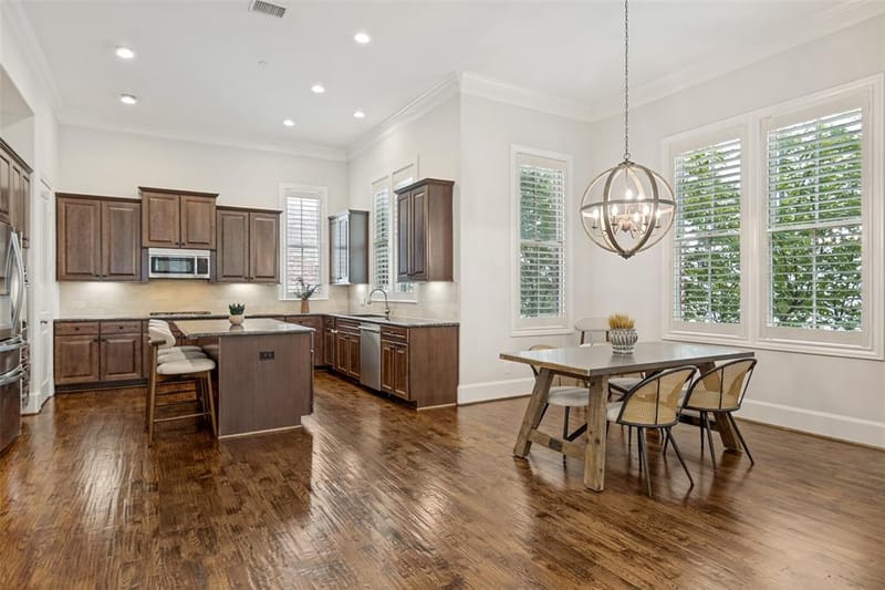 2110 Helsminster Drive, Dallas TX 75201 - Photo 9