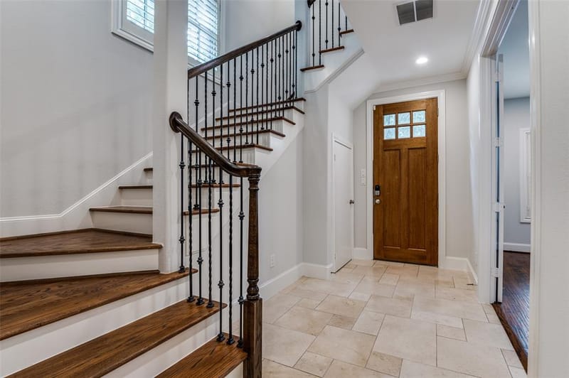 2110 Helsminster Drive, Dallas TX 75201 - Photo 24