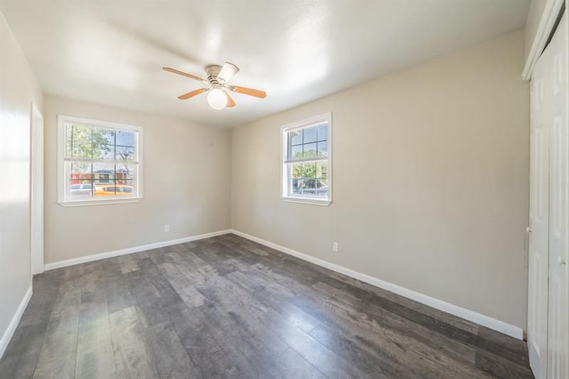 4646 Ridgepoint Drive, Dallas TX 75211 - Photo 13