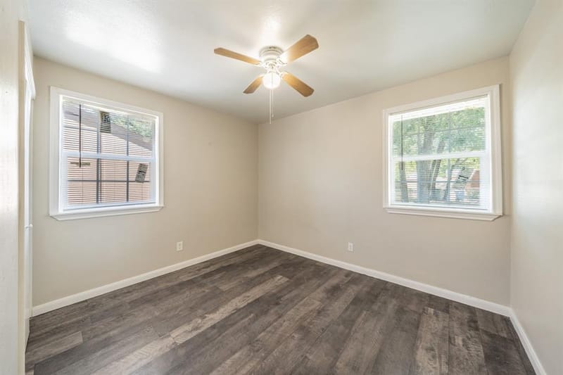 4646 Ridgepoint Drive, Dallas TX 75211 - Photo 16
