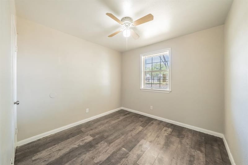 4646 Ridgepoint Drive, Dallas TX 75211 - Photo 19