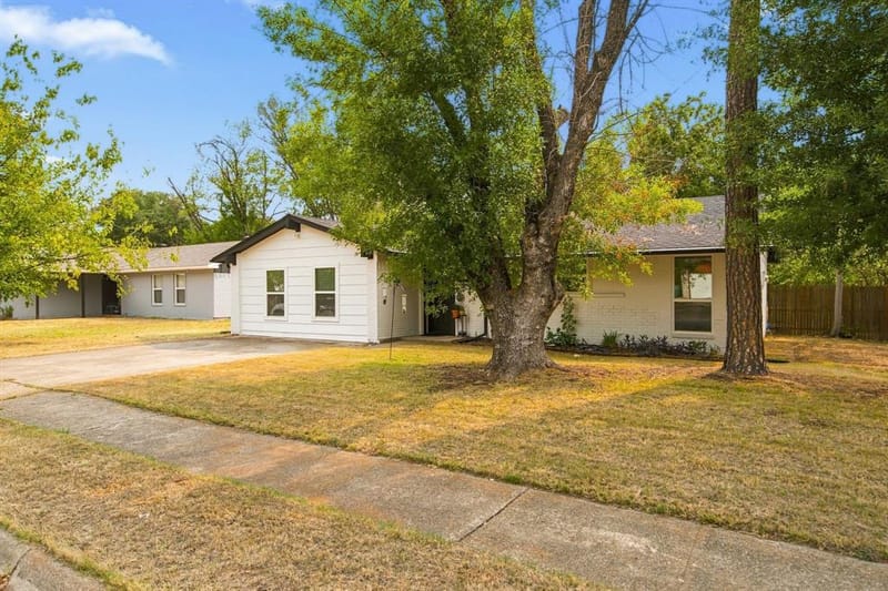 310 Bellaire Drive, Denton TX 76209 - Photo 3