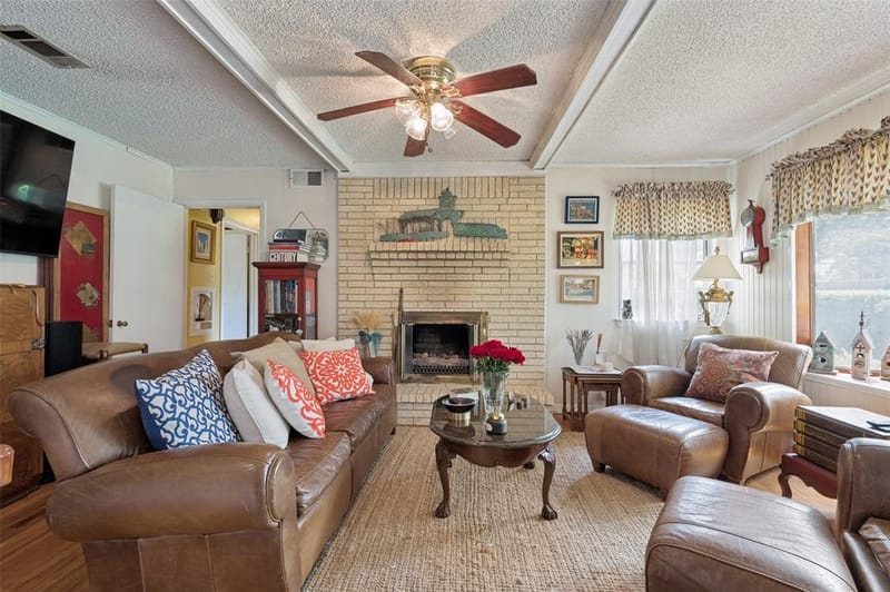 112 W Ireland Drive, Irving TX 75062 - Photo 6