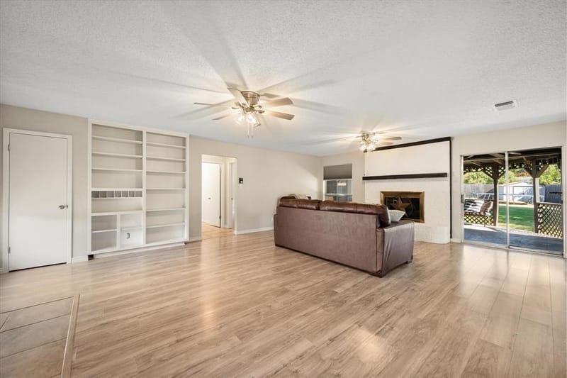 108 Haywood Drive, Benbrook TX 76126 - Photo 6