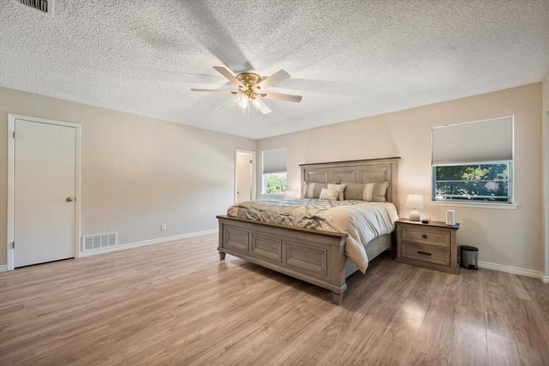 108 Haywood Drive, Benbrook TX 76126 - Photo 20