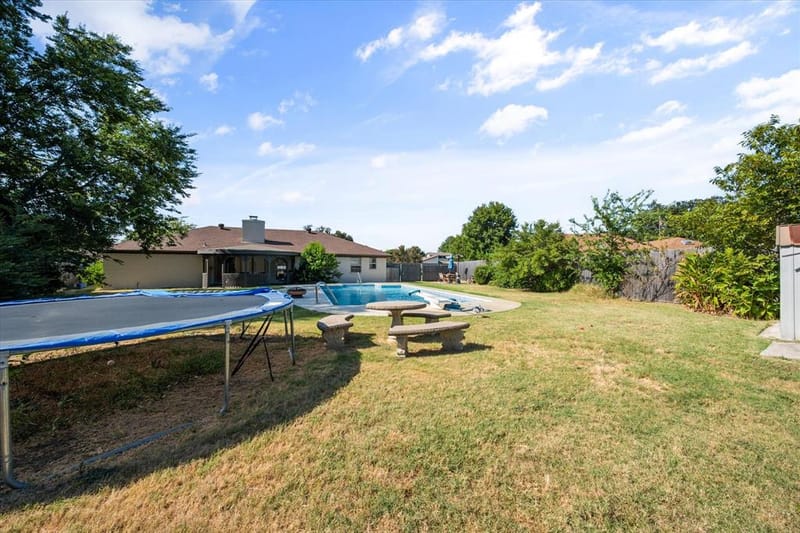 108 Haywood Drive, Benbrook TX 76126 - Photo 25