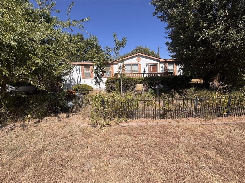 8008 Scenic Ridge Court, Cresson TX 76035