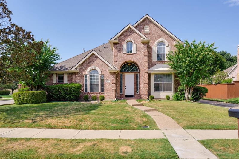 321 Andre Drive, Irving TX 75063