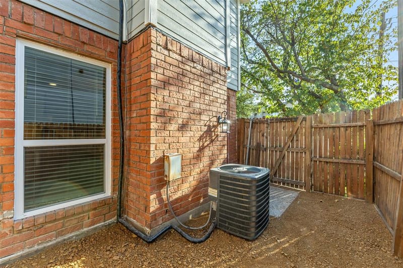 6738 Eastridge Drive # 106, Dallas TX 75231 - Photo 21