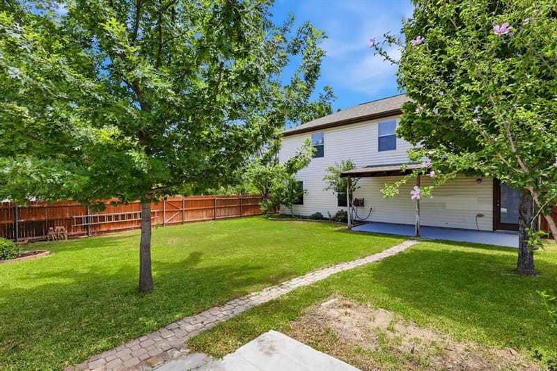 800 Poncho Lane, Fort Worth TX 76052 - Photo 33