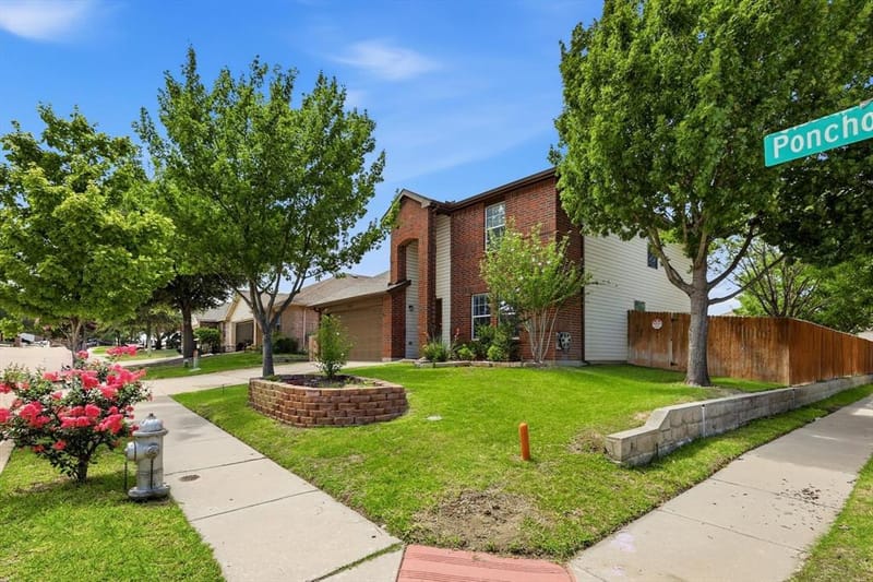 800 Poncho Lane, Fort Worth TX 76052 - Photo 4