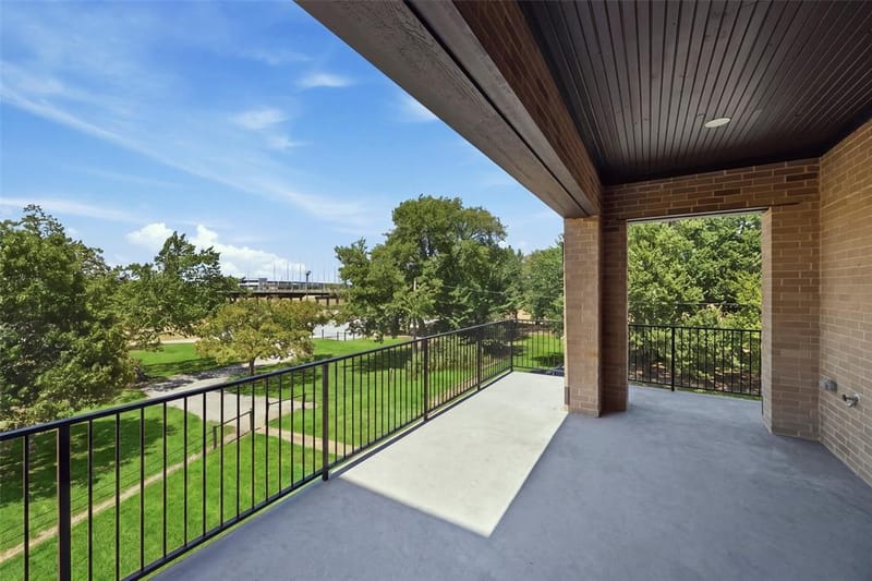 400 Vista Buena Trail, Fort Worth TX 76111 - Photo 19