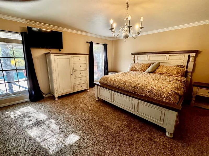 1013 Overhill Drive, Bedford TX 76022 - Photo 15