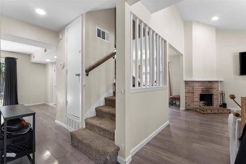 1309 Glenwood Street, Grand Prairie TX 75052 - Photo 6
