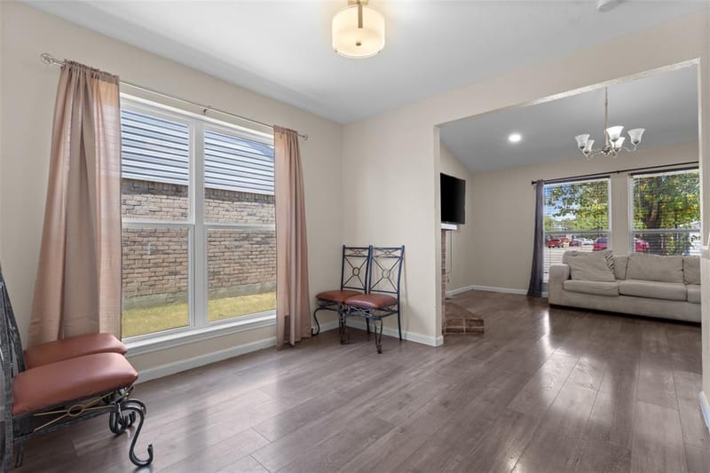1309 Glenwood Street, Grand Prairie TX 75052 - Photo 12