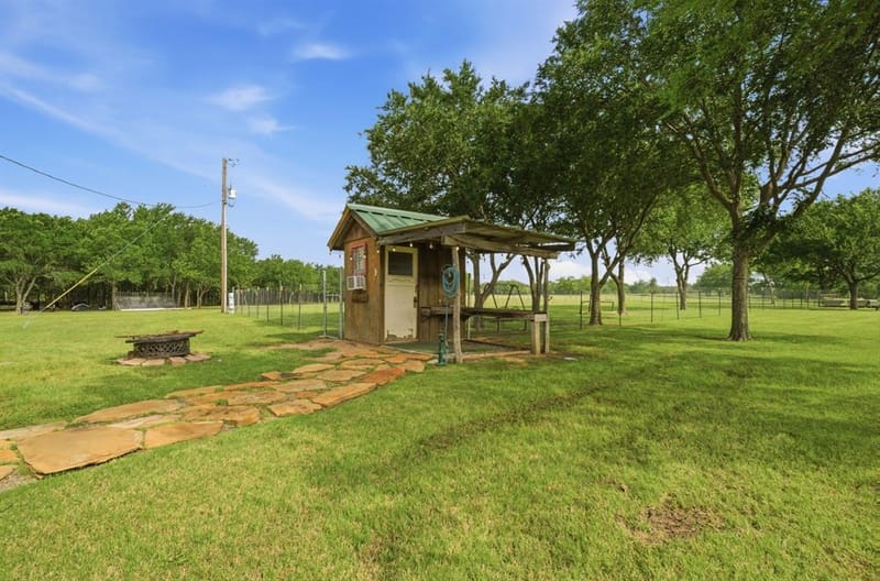 465 Emberson Ranch Road, Pilot Point TX 76258 - Photo 28