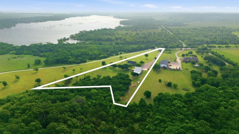 465 Emberson Ranch Road, Pilot Point TX 76258 - Photo 35