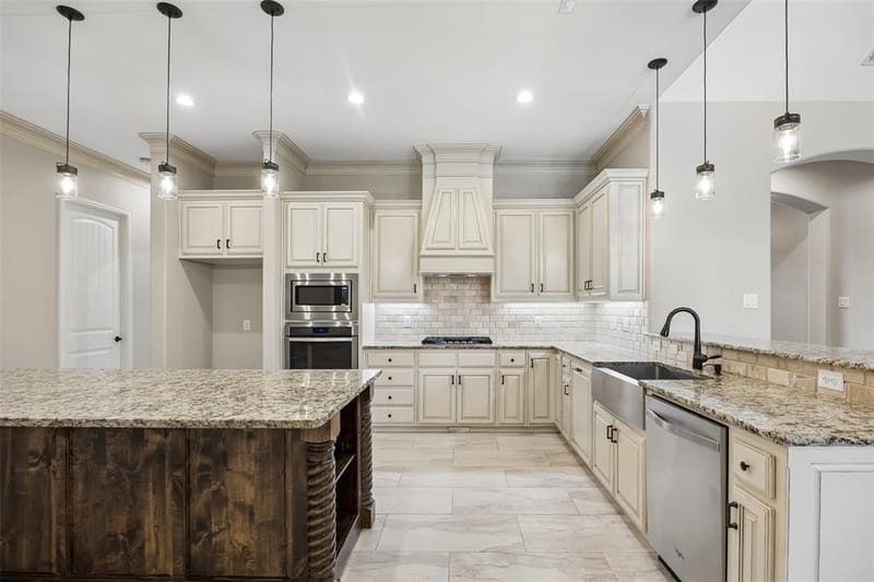 2526 Fruitland Avenue, Farmers Branch TX 75234 - Photo 12