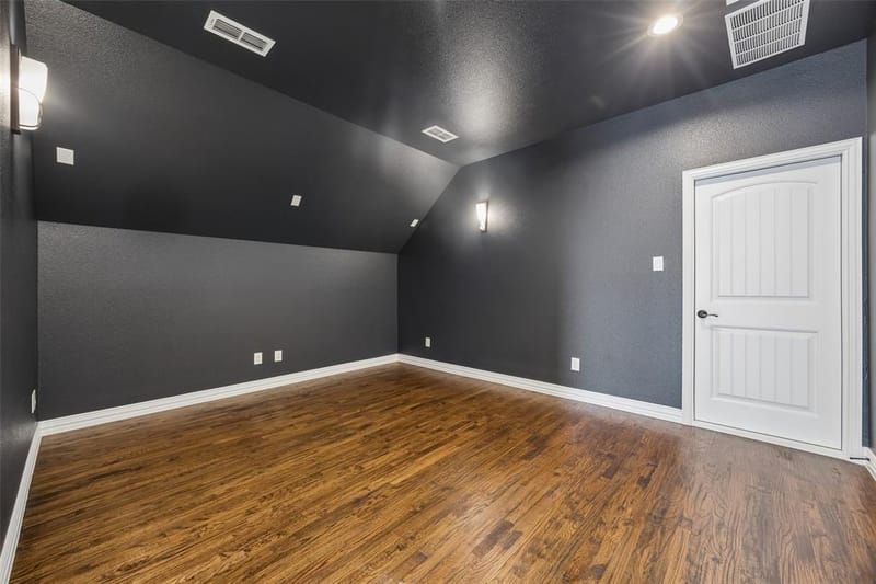 2526 Fruitland Avenue, Farmers Branch TX 75234 - Photo 32