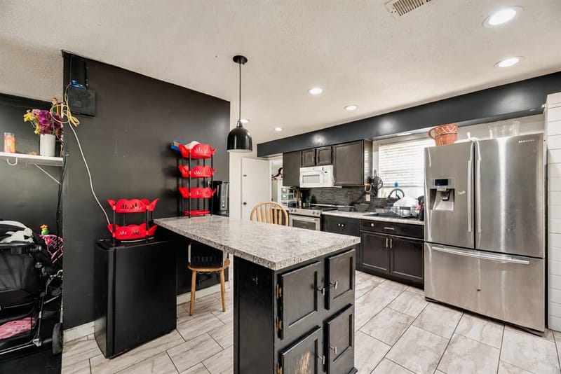 408 Ruby Road, Grand Prairie TX 75050 - Photo 7