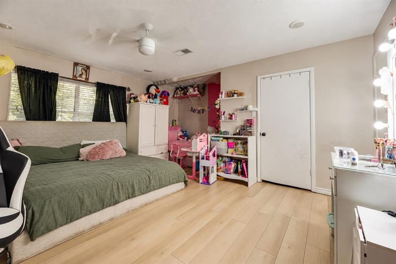 408 Ruby Road, Grand Prairie TX 75050 - Photo 9