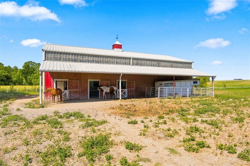 16582 US Highway 82 E, Honey Grove TX 75446 - Photo 34