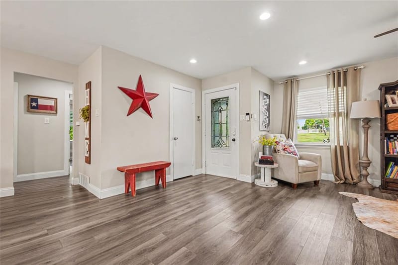 9324 Clearwater Drive, Dallas TX 75243 - Photo 4