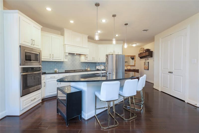 8320 Lindsay Gardens, The Colony TX 75056 - Photo 7