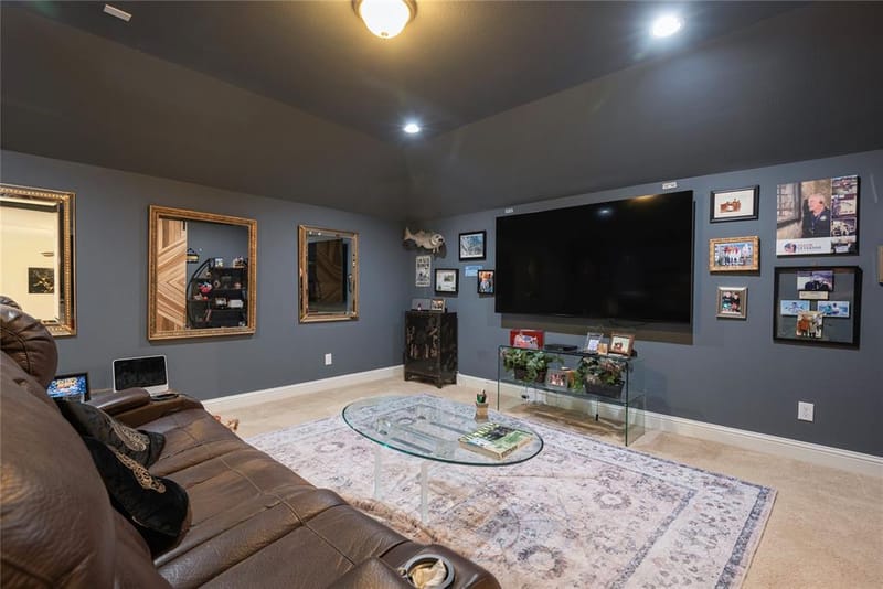8320 Lindsay Gardens, The Colony TX 75056 - Photo 20