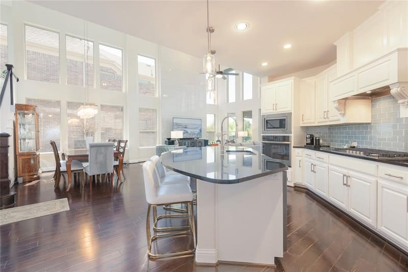 8320 Lindsay Gardens, The Colony TX 75056 - Photo 9